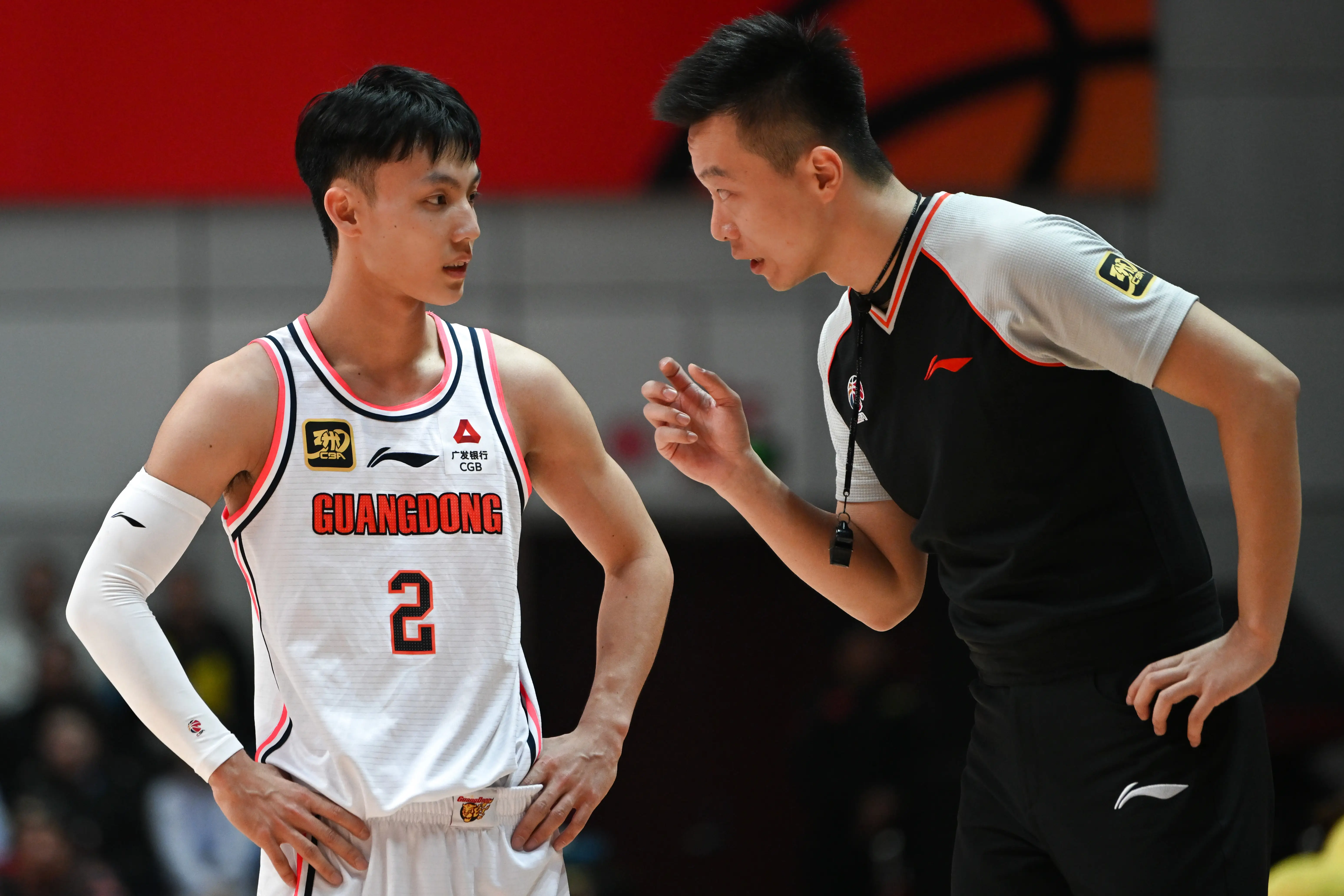 包含CBA常规赛今夜再迎强敌,摩纳哥状态回暖,主帅态度:更衣室稳定,年轻球员得到机会的词条 包含CBA常规赛今夜再迎强敌,摩纳哥状态回暖,主帅态度:更衣室稳定,年轻球员得到机会的词条