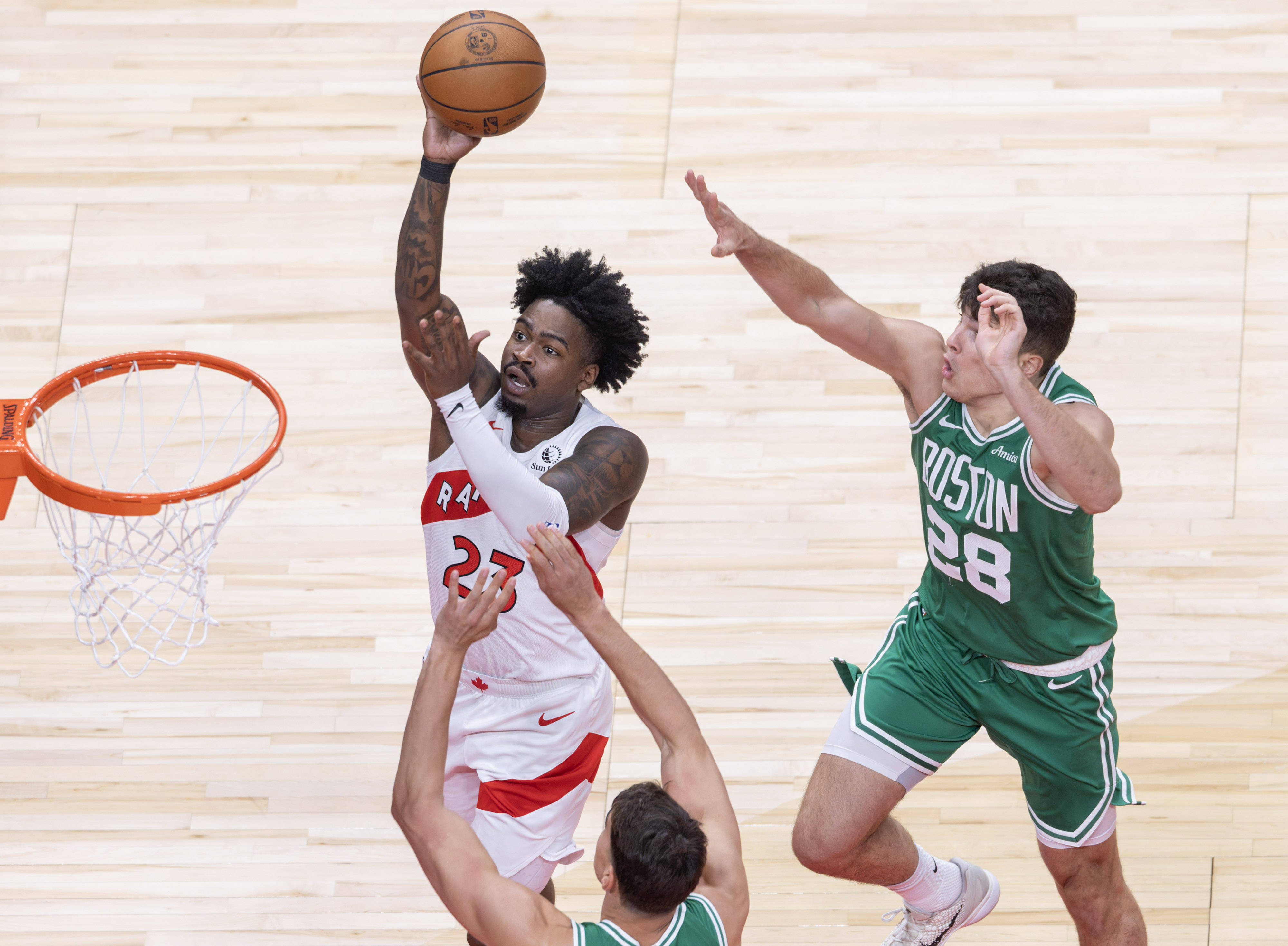 包含赛前多伦多猛龙备战全明星赛，刷新队史纪录细节曝光，引发热议，团队化学反应显著的词条