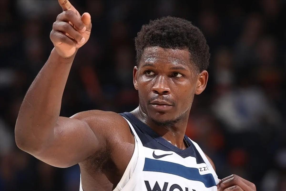 包含风云突变！明尼苏达森林狼加时末段远射贴柱，社区盾版图或变，球迷炸锅，球探报告显示潜力的词条