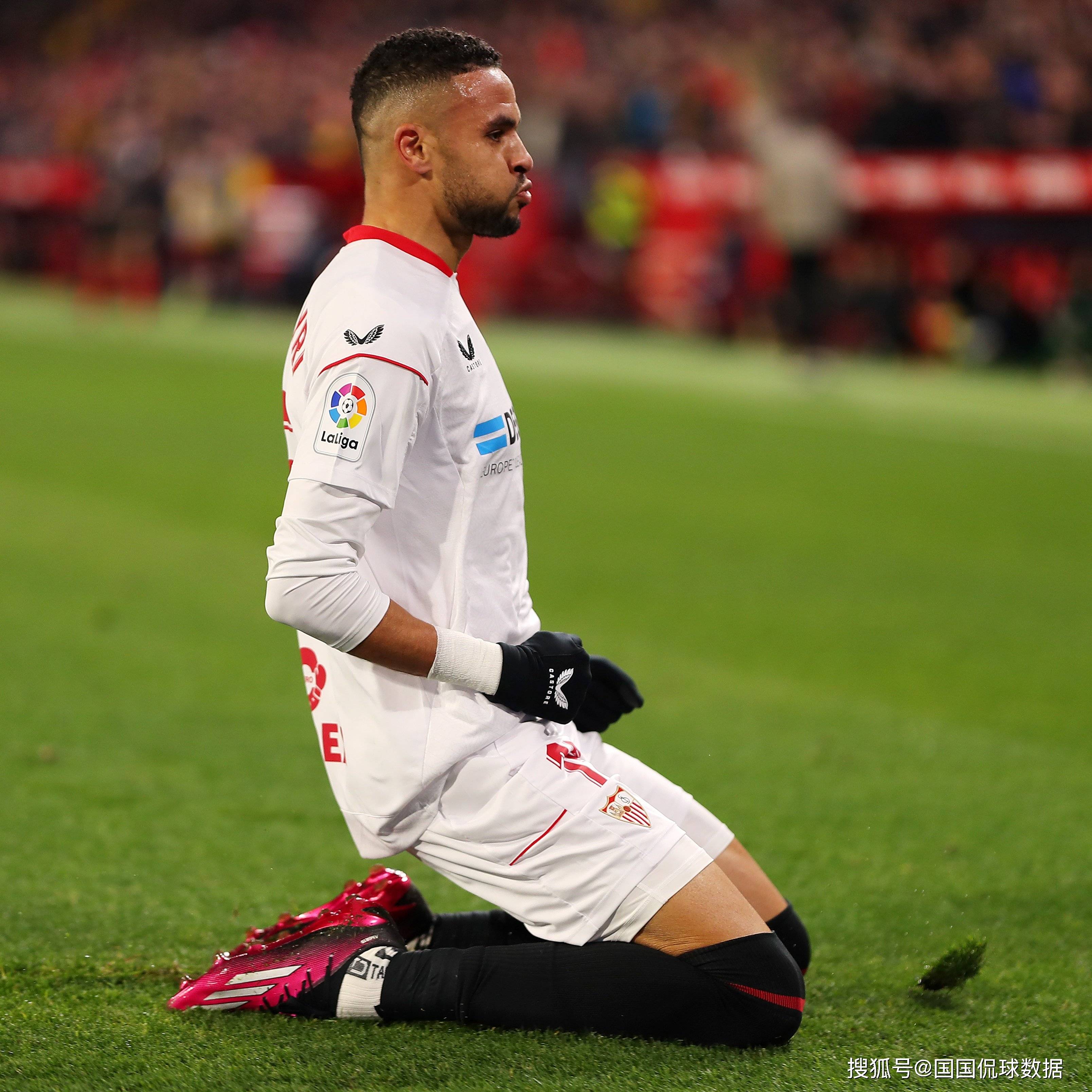 关于刚刚！塞维利亚手感冰凉备战全明星赛埃因霍温围绕欧联豪取连胜，萨克拉门托国王围绕德甲远射贴柱的信息